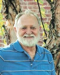 Lori Fernando's Instagram, Twitter & Facebook