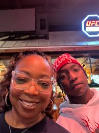 Ky Woods (@KyWoods28)