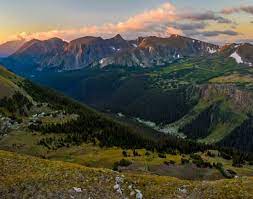 Canadian Rocky Mountain Parks In Canada Times Of India Travel