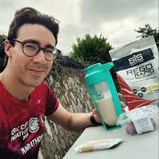 Oggi un bel lungo progressivo diviso in 4 fasi: -6km lento -6km passo  maratona -6km passo mezza -2km passo 10km Meno 2 mesi alla maratona di  Galway. P.S. la foto è l'ultima