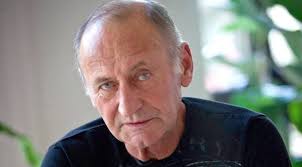 Tudja ezt nagyon jól a 71. Reviczky Gabor Ha Nagybeteg Leszek Vegzek Magammal Borsonline