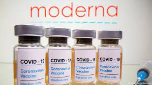 El mensaje de las autoridades y los especialistas es claro: Us Authorizes Moderna S Covid 19 Vaccine For Emergency Use News Dw 19 12 2020