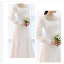 Sewa baju pengantin warna gold, sewa baju pengantin di jakarta selatan, sewa baju pengantin pria dan wanita, sewa gaun pengantin bridal when she began to sketch and showed her gown designs to reputable dress makers, they loved her designs and asked her to do more designs for. Dress Pengantin Simple Off 71 Buy