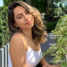 Lisset Gonzalez's Instagram, Twitter & Facebook