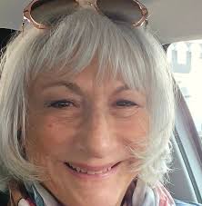 Can I get a reservation at Friðheimar for May 10?