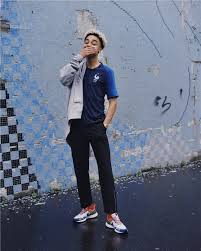 Nike tarafından fransanın deplasmanda giymesi için tasarlanan formalar görücüye çıkdı. Fransa Milli Takimi Nin Formalari Nike Tan