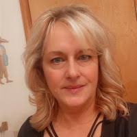 100+ "Vicky Rowe" profiles