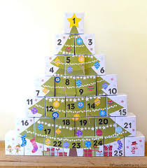 Come costruire un calendario dell'avvento a forma di albero di natale, usando rotoli di cartone. Calendario Dell Avvento Fai Da Te 10 Idee Facili E Gratis O Quasi