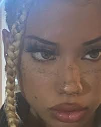 𝕽𝖎𝖎𝖎𝖎𝖎🧚🏽‍♀️🩸