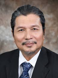 It operates through the construction and property the company was founded by chi hau yii, jih tung yu, and chee lieng yu in january 1979 and is headquartered in kuching, malaysia. Board Of Directors Hock Seng Lee Berhad Hsl