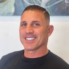 Ken Arndt's Instagram, Twitter & Facebook