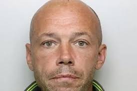 Call 999 warning as wanted man escapes police custody