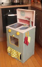 Cuisine En Carton Pour Enfants Cardboard Children Kitchen Le Blog2val Cuisine En Carton Maison De Poupee En Carton Bricolages En Carton