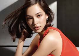 Mizuhara a les pieds sur terre