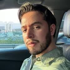 Alexis Velez (@alexisvelezx) • Threads, Say more