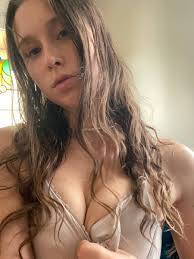 Hanna secretlittle nude