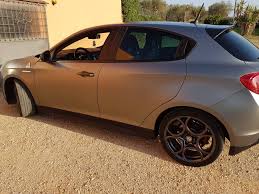 Image result for Grigio Magnesio 2010 Giulietta