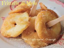 Preparare le frittelle senza uova con le cipolle è possibile ed è veramente semplicissimo. Frittelle Di Mele Ricetta Senza Uova E Latte Ricette Frittelle Di Mele Frittelle