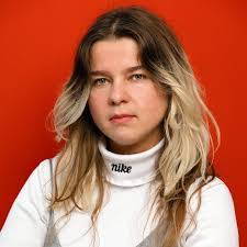 Simon Cabrera's Instagram, Twitter & Facebook