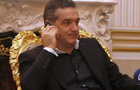 Gigi becali este patronul echipei steaua bucuresti, om de afaceri si politician roman. Cadouri De La Gigi Becali Home Facebook