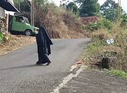 Check spelling or type a new query. H 1 Insiden Kampung Melayu Istri Teroris Pindah Ke Tamansari Bogor Daily