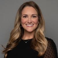 Suzanne Ashford's Instagram, Twitter & Facebook