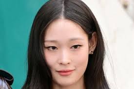 Warner Music Korea signs contract with Olivia Marsh through new label  MPLIFY