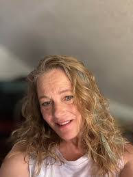 Melissa Mcvicker's Instagram, Twitter & Facebook