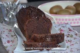 Cake Au Yaourt Et Cacao Le Sucre Sale D Oum Souhaib Cake Au Yaourt Cake Au Chocolat Facile Gateau Yaourt Chocolat