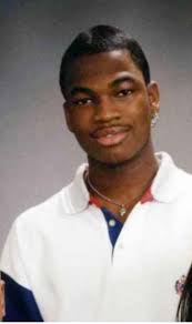 Ne-Yo離婚後與兩位女伴牽手,稱一夫多妻制應合法化! 👀 想法? 💭