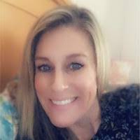 Heather Collum's Instagram, Twitter & Facebook