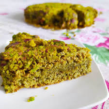 Alternanza di crema al pistacchio e cioccolato bianco con dolci con amore. Torta Di Pistacchio Caraci Sicily Food Il Pistacchio