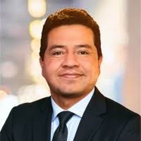 2100+ perfiles de «Gamero»