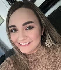 Kirsten Elswick's Instagram, Twitter & Facebook