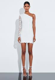 Robe longue en dentelle à décolleté plongeant collection. Robe En Dentelle Robe En Dentelle Femme Missguided