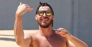 Quer ficar por dentro de todas as novidades do universo esportivo e acompanhar as notícias do seu time do coração? Bruninho Rezende Posa Sem Camisa E Recebe Elogios Gato