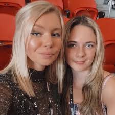 Erica Tyler and Bryce Connelly's Wedding Website