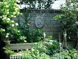 Diy Garden Wall Decor Ideas Ieates Decorations And Pictures Outdoors Luxury Garden Wall Decorating Ideas Diy Ieates Garden Decor Outdoor Decoration Diy Flowe