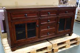 Costco Clearance Universal Broadmoore 70 Tv Console 449 97 Furniture Tv Console Bedroom Furniture