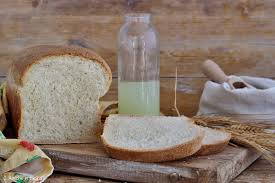 Oggi vi spiego come lievitare il pane con starter al kefir di latte. Pane Bianco Con Siero Di Kefir Ricetta Facile 2 Amiche In Cucina