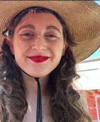 Apartment or house for rent with outdoor space?