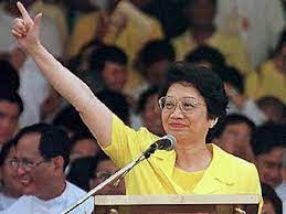 Aquino iii president of the philippines for the 22nd ninoy and cory aquino fellowship awards for professional development. Corazon Aquino 9 Interesting Facts About Asia S First Female President