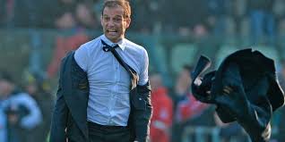 Find the perfect allegri juve stock photos and editorial news pictures from getty images. Juve Allegri E La Giacca Col Carpi Ero Incazzato Nero