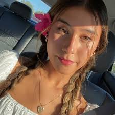 Hello! My name is Kaitrina Kloser, I'm from Flower Mound Texas, and I am  100% committed to Uark. I'm majoring in Business but exploring pre med, and  I plan to rush! I