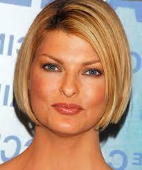 You can add bangs they still look trendy. Short Hairstyles For Round Faces To Get The Slim Look On Face Merys Stores
