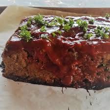I am cooking a 2 lb veal meat loaf (with no tomato topping, ug) in my convection oven @ 325' i use to cook it at 350' for an hour but it does look good after the average temperature you cook meatloaf is 375 for 45 minutes. 2 Lb Meatloaf At 325 How Long To Cook Meatloaf At 325 Degrees Th Broken Soulz Wall