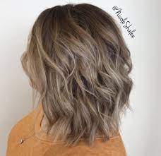 Shadow Root Smudge Root Balayage Warm Highlights Long Bob Lob Textured Bob High Lights Hair Inspo Mousy Brown Hair Brown Ombre Hair Brown Hair Balayage