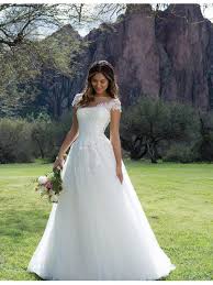 Der in new york aufgewachsene justin alexander fängt in der sweetheart brautkleider kollektion eine clevere ästhetik ein, die verspieltheit und außergewöhnliche details in ihren designs vereint. Sweetheart 1134 2018 Sweetheart 1134 352 24 2021 Brautkleider Online Bestellen Billiger Kaufen Preise 2021