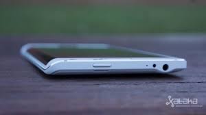 All pictures are taken from real products. Samsung Galaxy Note Edge Analisis