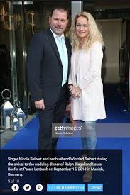 Ralph siegel ist eine der prägenden figuren des eurovision song contest („grand prix) und nahm bisher 25 mal am internationalen musikwettbewerb teil. Facebook
